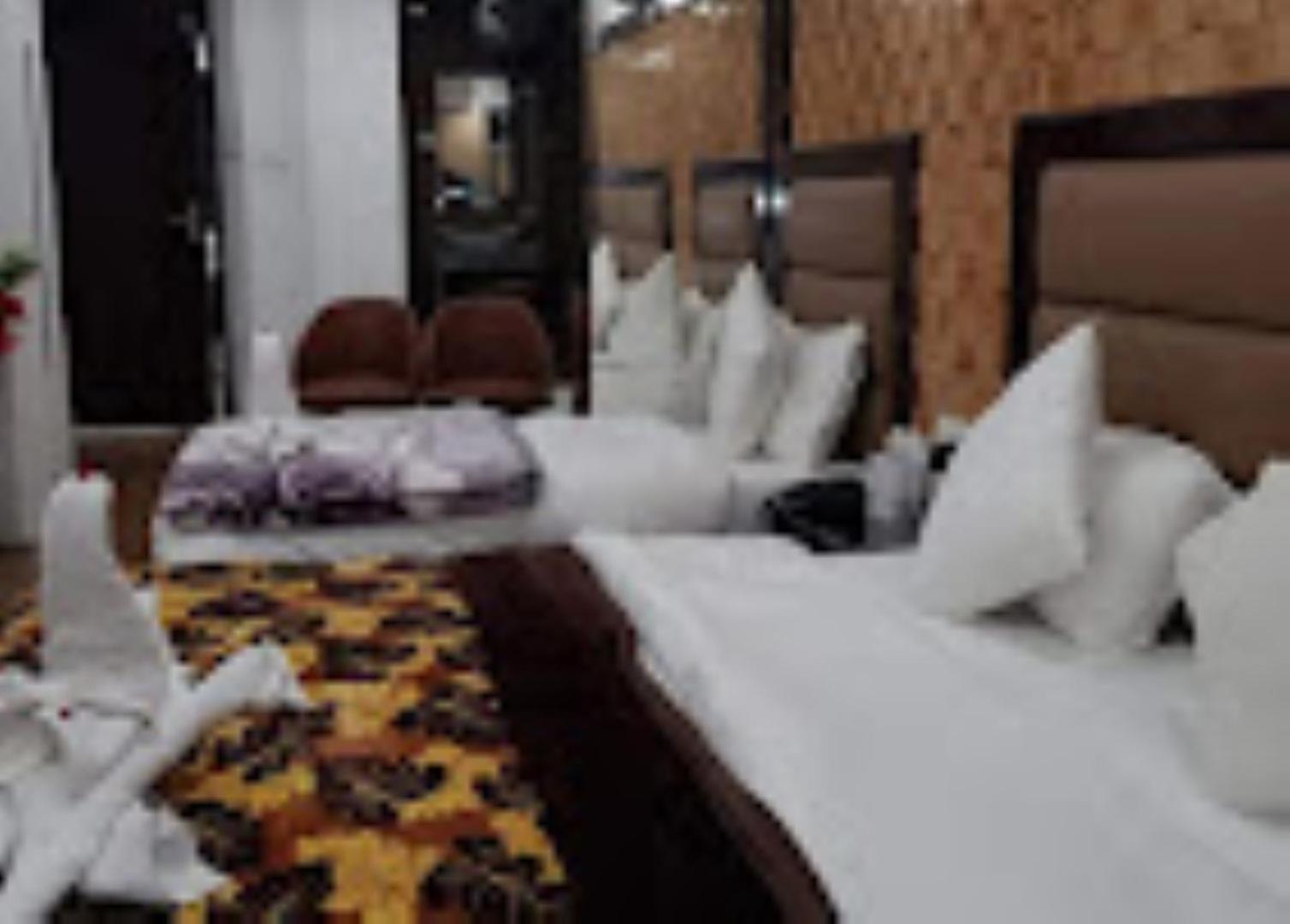 Hotel Bliss , Anantnag Ngoại thất bức ảnh